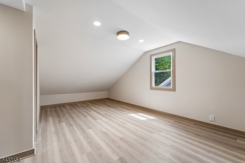 15 Elberta Road Maplewood, NJ 07040 - Photo 25 of 36