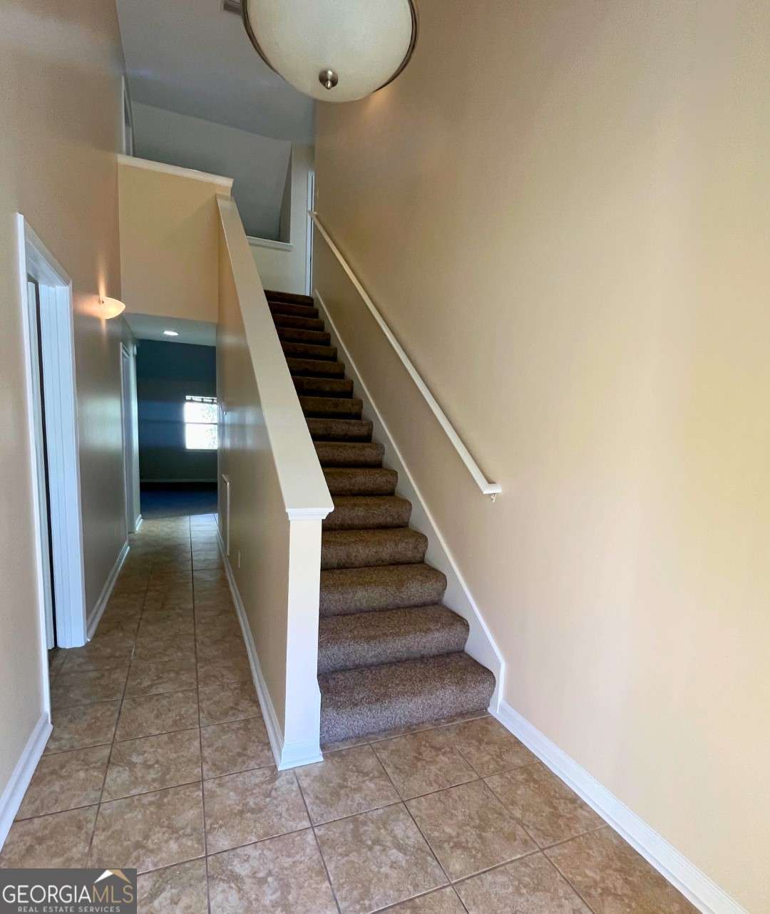 303 Gary Circle St. Marys, GA 31558 - Photo 3 of 42 a view of entryway and hall