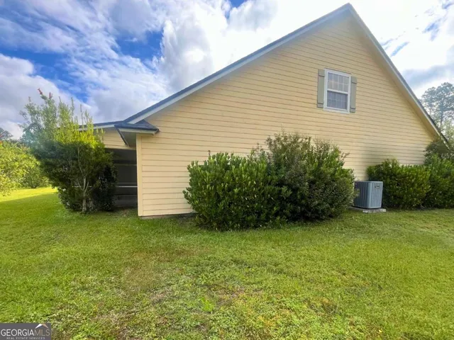 $1,750 | 303 Gary Circle, St. Marys, GA 31558