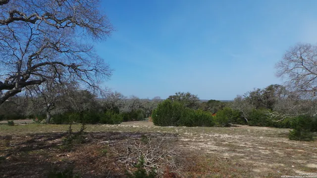 $299,900 | 325 Vista View Drive, Boerne, TX 78006