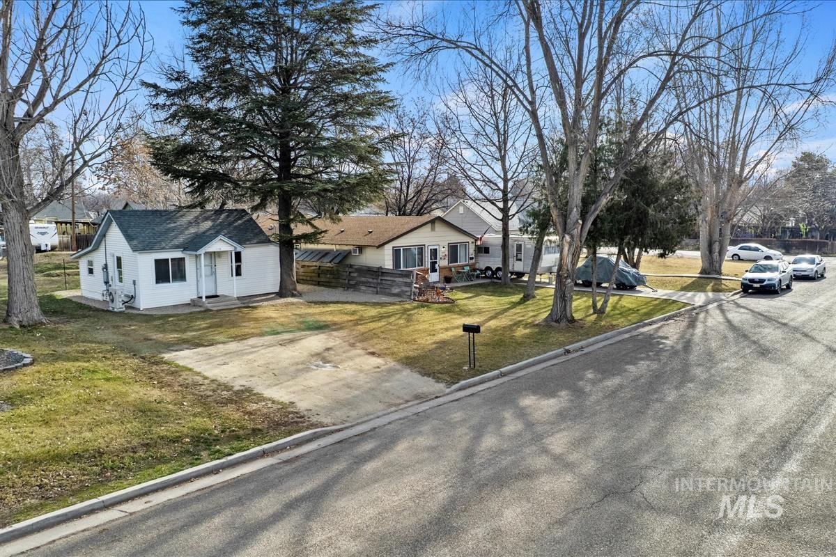 116 Maple Street Nampa, ID 83686 - Photo 32 of 43