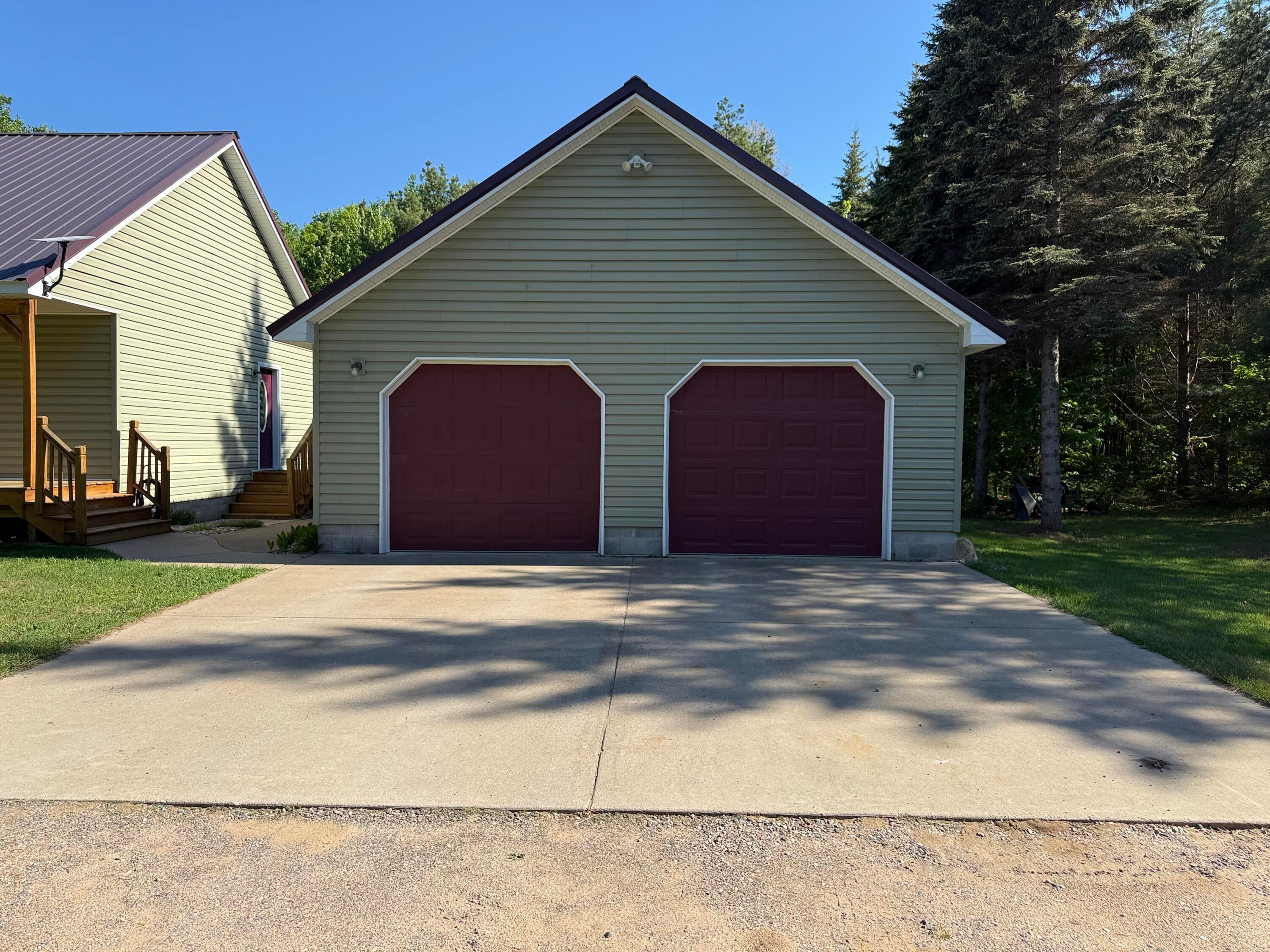 17940 South Deer Run Road Kinross, MI 49752 - Photo 33 of 34 Gallery Image 33