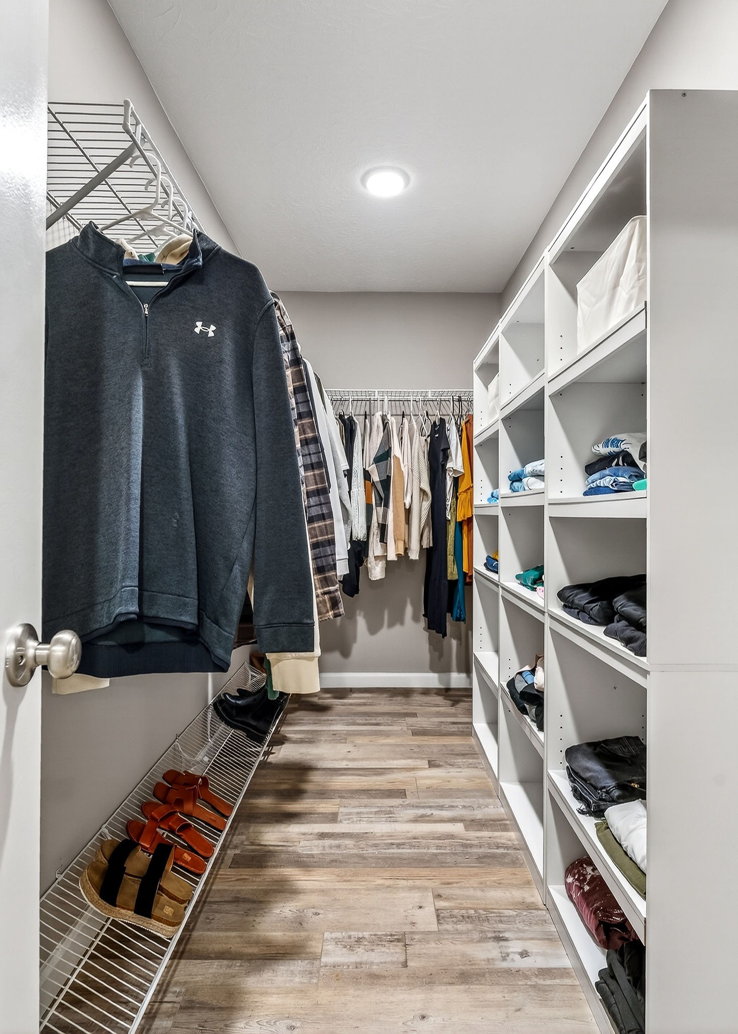 217 Peach Street Baxter, TN 38544 - Photo 18 of 39 a view of a room with gym equipment