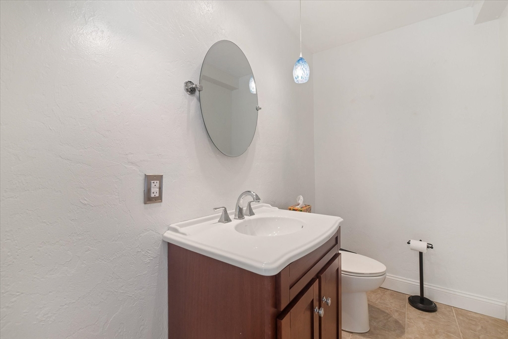 11 Cobblestone Lane, Unit 11 Worcester, MA 01606 - Photo 24 of 42