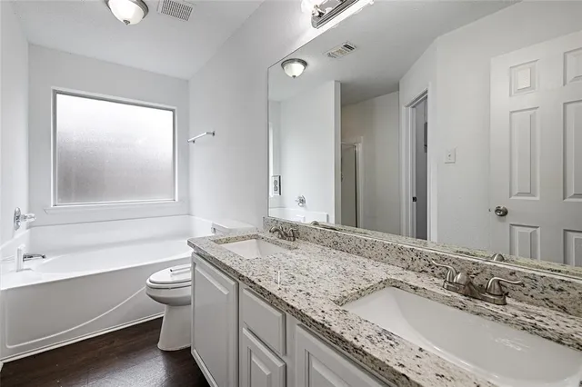 $2,100 | 10257 Tustin Terrace, Fort Worth, TX 76108