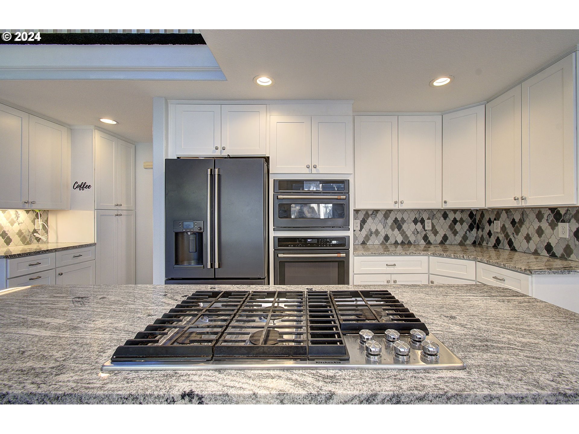 2414 Northeast 165th Street Ridgefield, WA 98642 - Photo 14 of 48 Kitchen