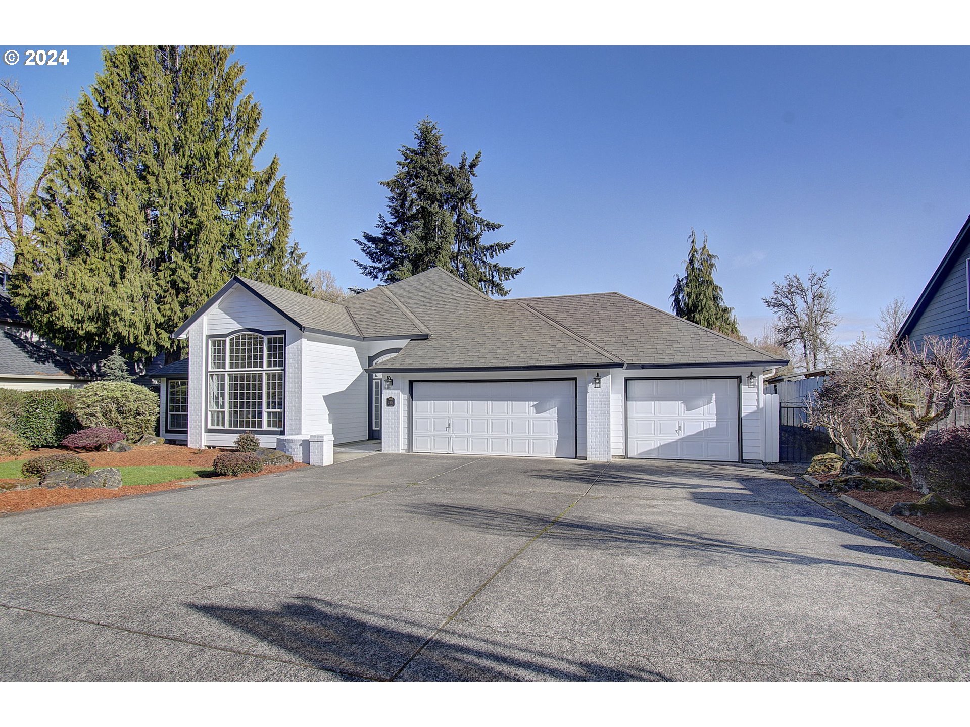 2414 Northeast 165th Street Ridgefield, WA 98642 - Photo 3 of 48 Gallery Image 3