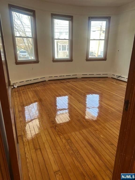 91 Halstead Avenue, Unit 1 Wallington, NJ 07057 - Photo 2 of 9