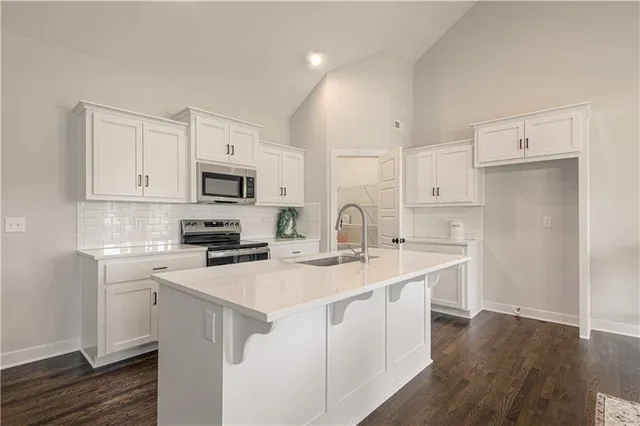 $449,900 | 1102 Noah's Lane, Kearney, MO 64060