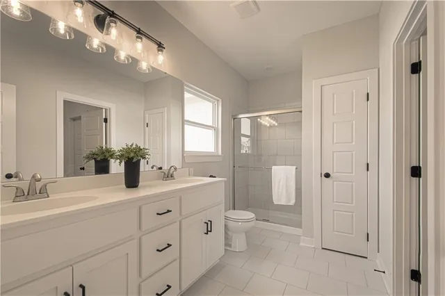 $449,900 | 1102 Noah's Lane, Kearney, MO 64060