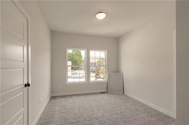 $449,900 | 1102 Noah's Lane, Kearney, MO 64060