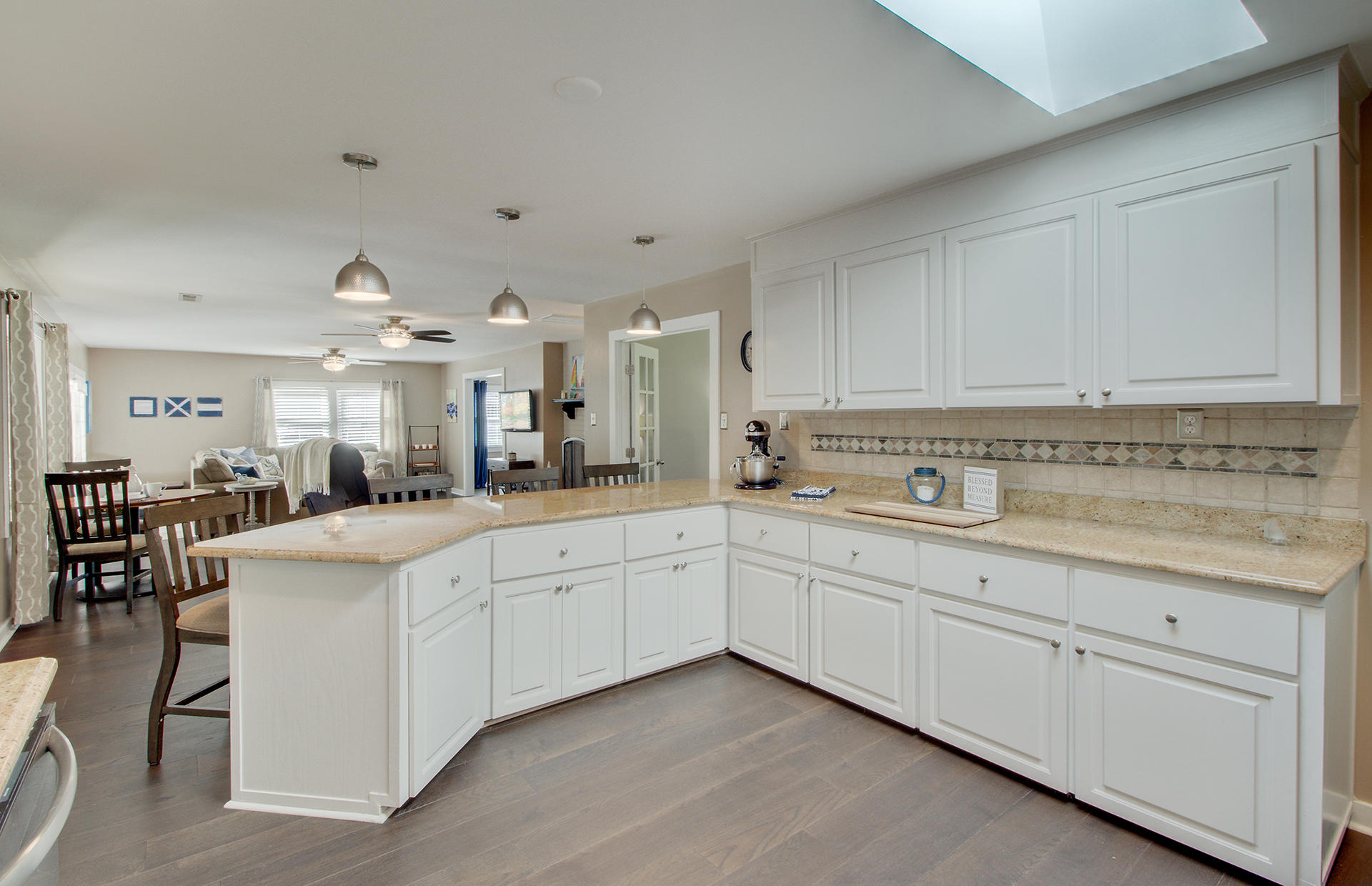 1013 Windward Road Charleston, SC 29412 - Photo 11 of 48 22
