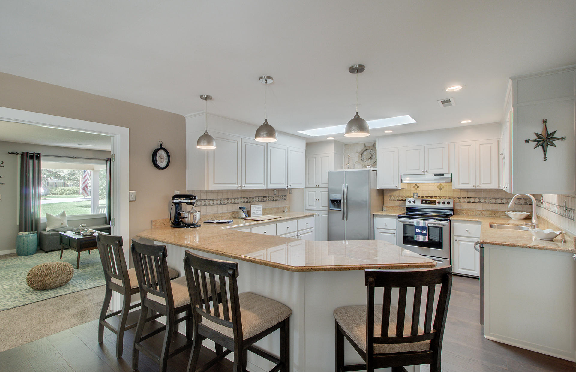 1013 Windward Road Charleston, SC 29412 - Photo 13 of 48 20