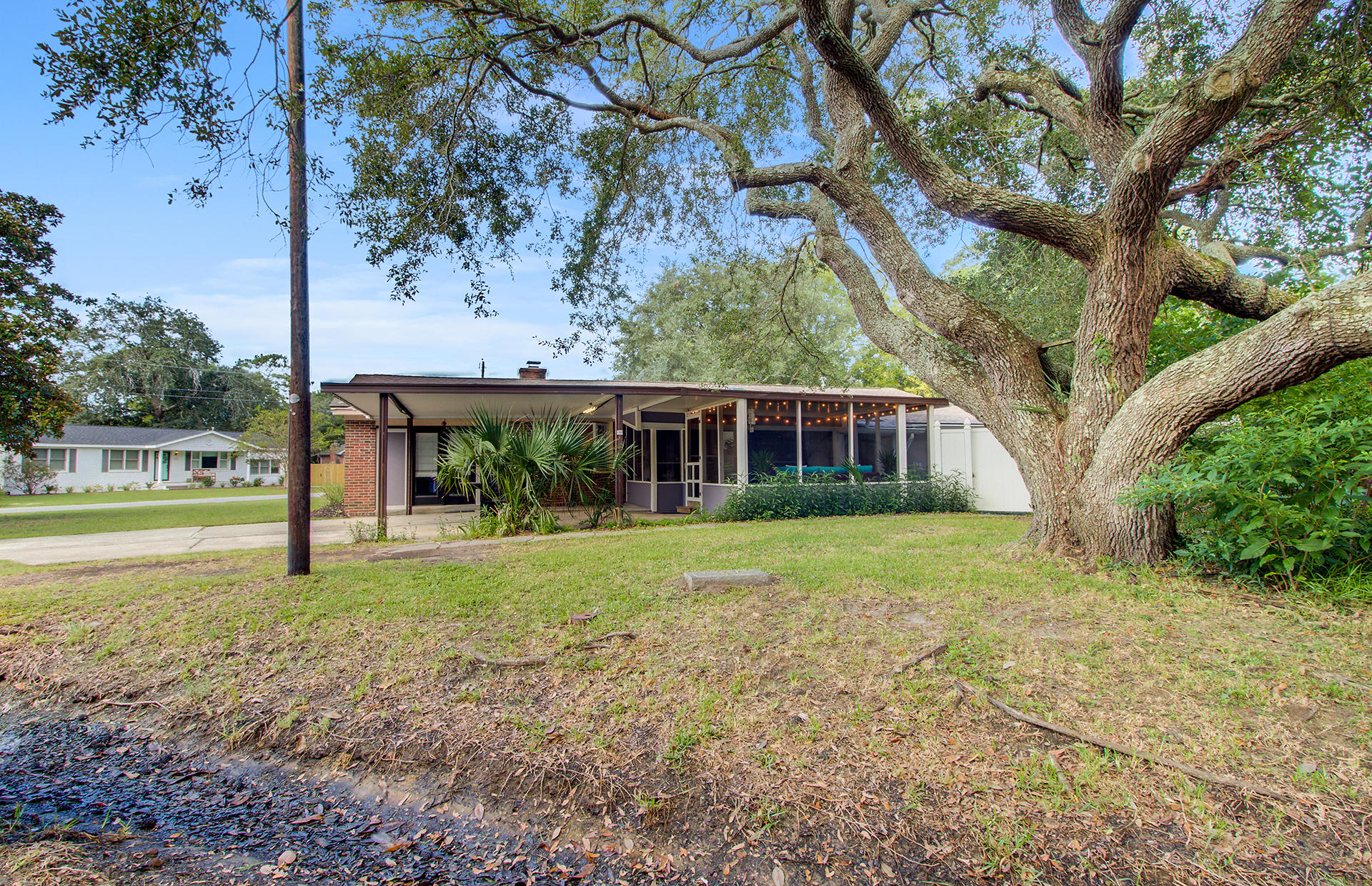 1013 Windward Road Charleston, SC 29412 - Photo 33 of 48 28