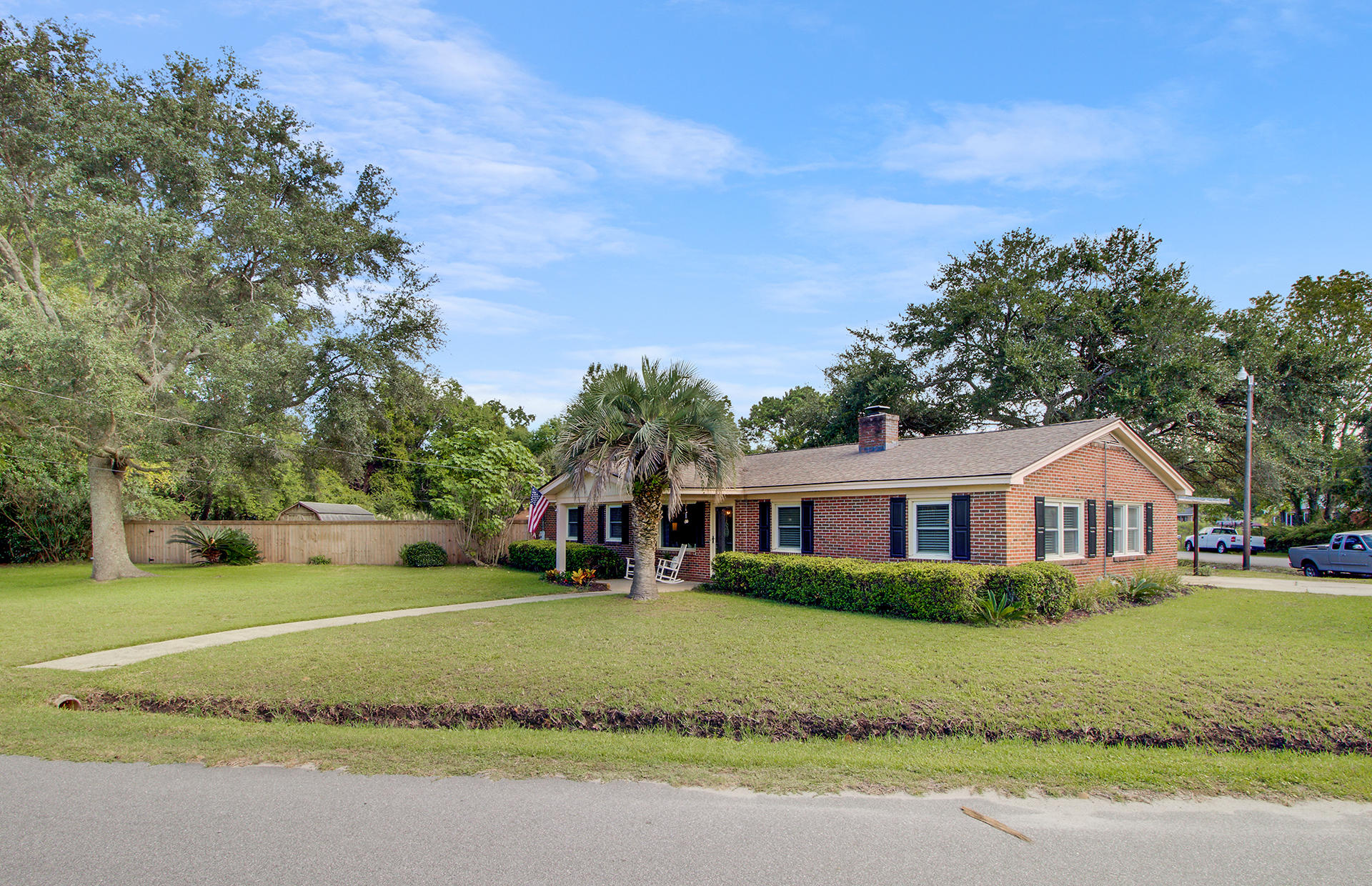 1013 Windward Road Charleston, SC 29412 - Photo 35 of 48 4