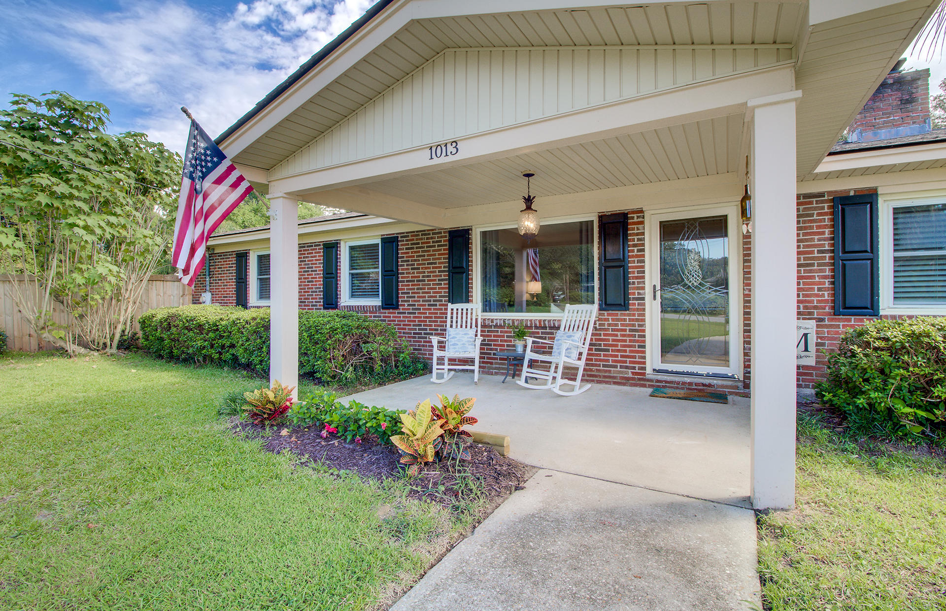 1013 Windward Road Charleston, SC 29412 - Photo 38 of 48 7