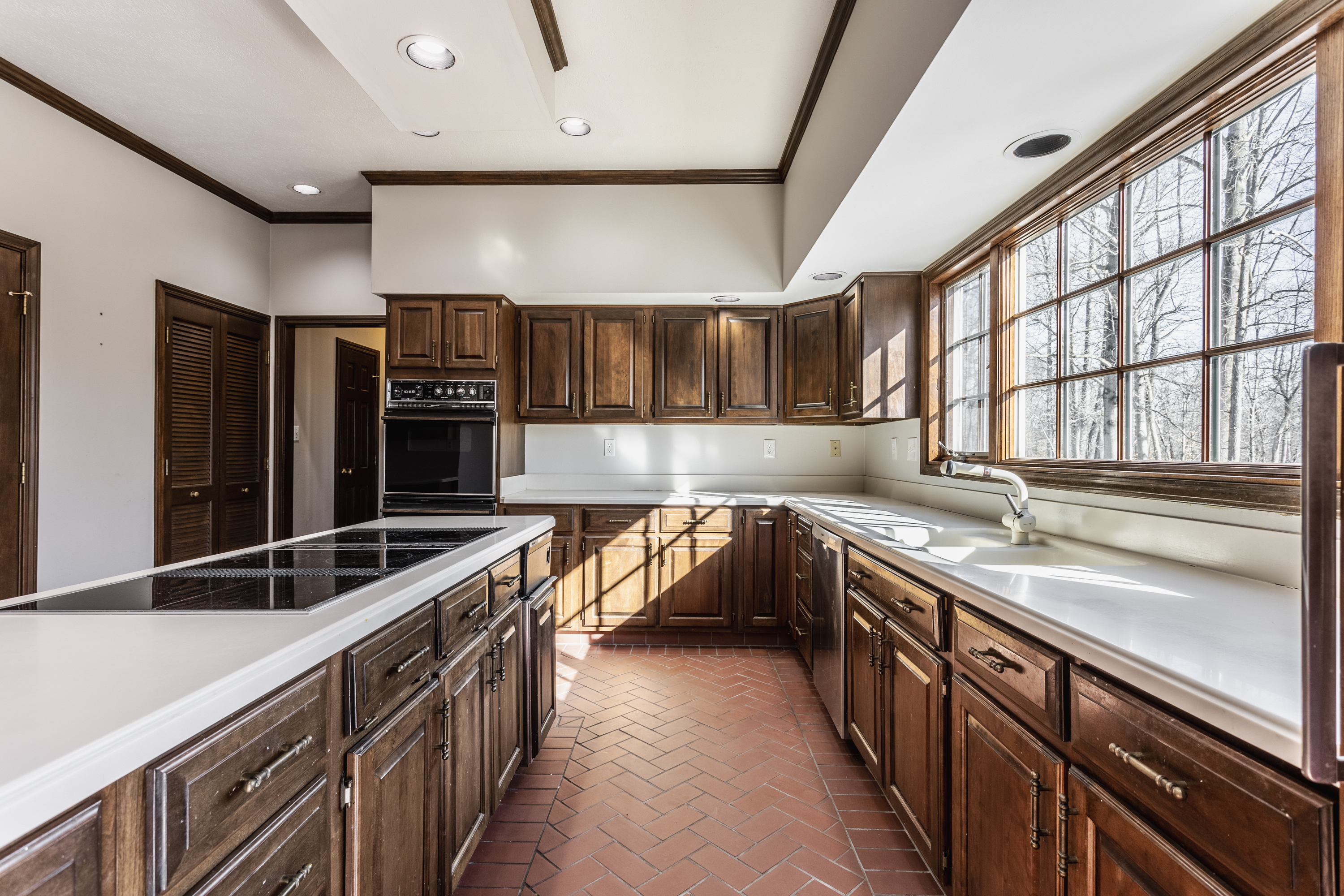 9941 Fall Creek Road Indianapolis, IN 46256 - Photo 13 of 37 Gallery Image 13