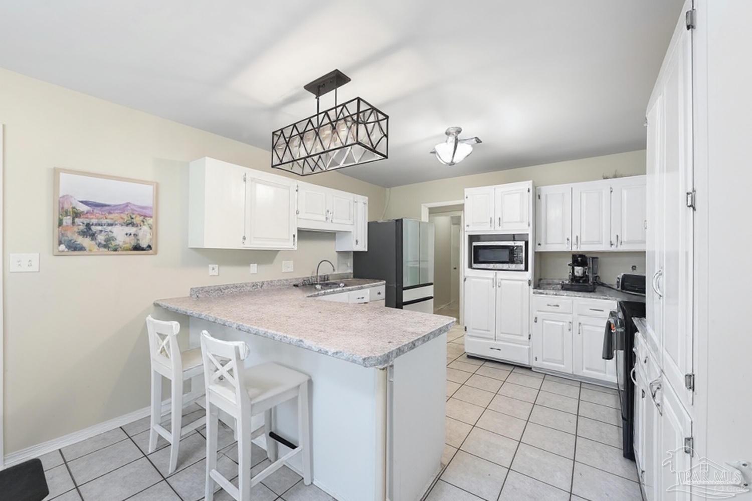 3219 Windmill Circle Cantonment, FL 32533 - Photo 5 of 31