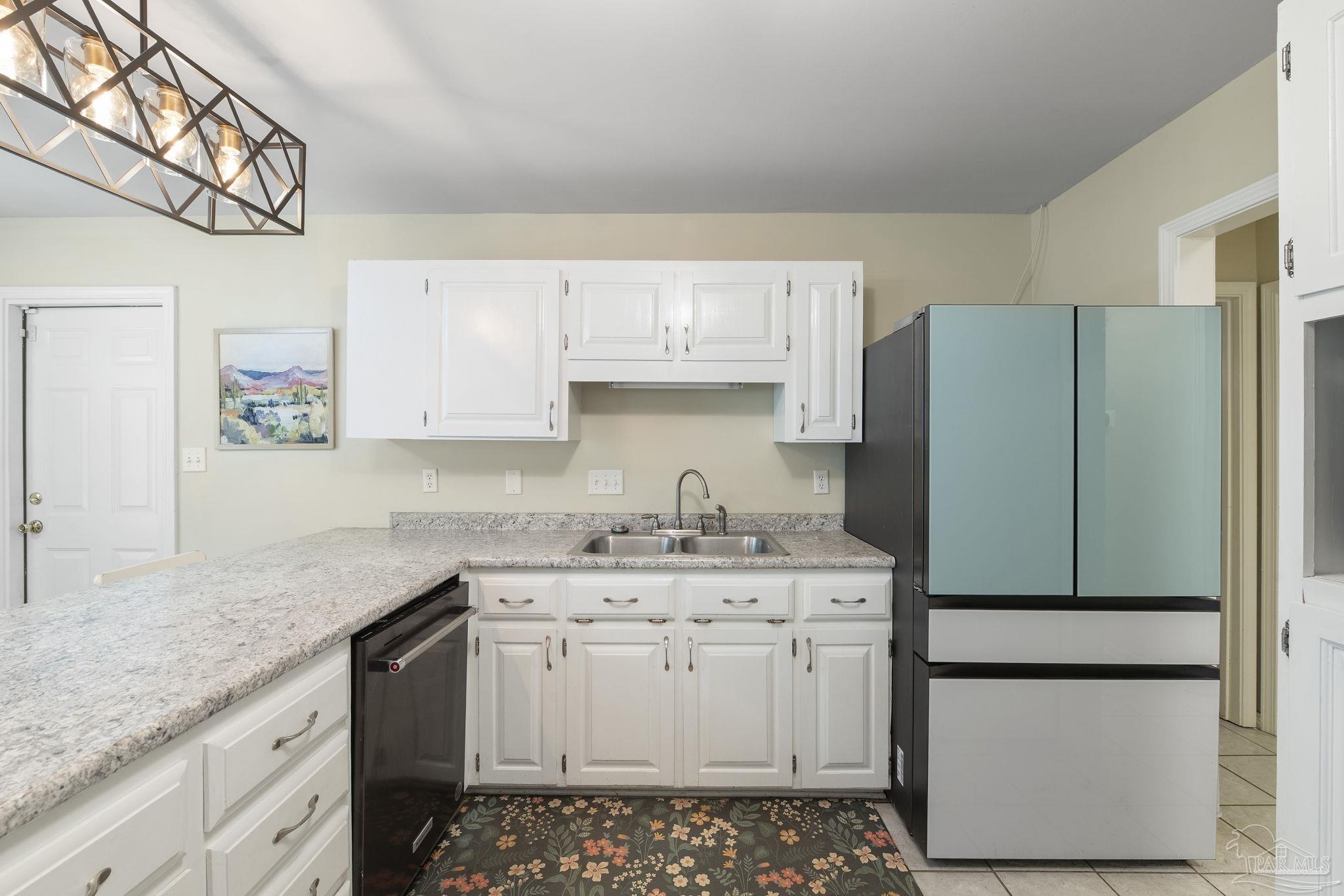 3219 Windmill Circle Cantonment, FL 32533 - Photo 6 of 31