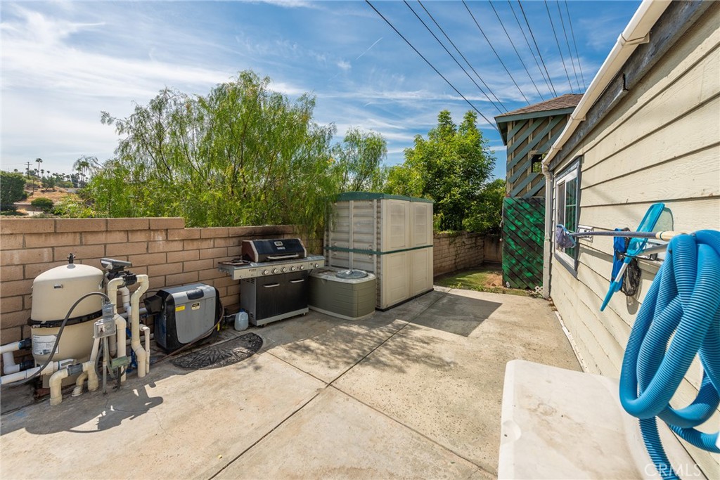 3208 Gibraltar Dr. Riverside, CA 92506 - Photo 31 of 37 a view of a backyard with furniture