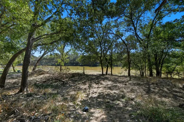 a view of a tennis court