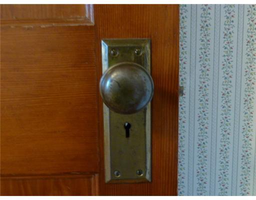 809 North Road North Yarmouth, ME 04097 - Photo 13 of 23 Other. Door Knobs