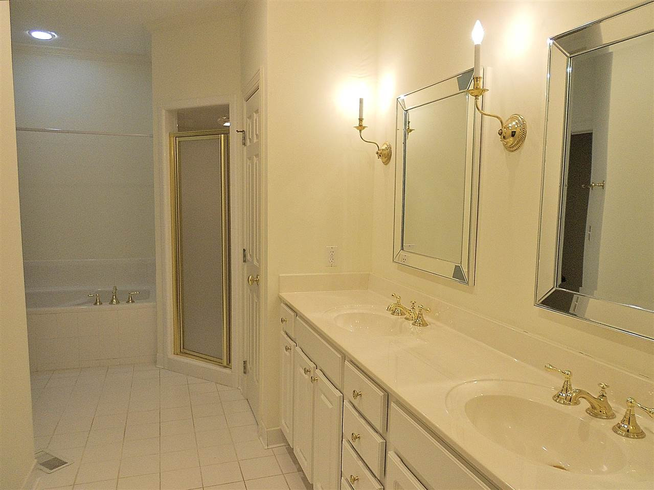2300 Elmsford Way Raleigh, NC 27608 - Photo 17 of 30 ...has ceramic tile shower, separate garden tub... Master Bath