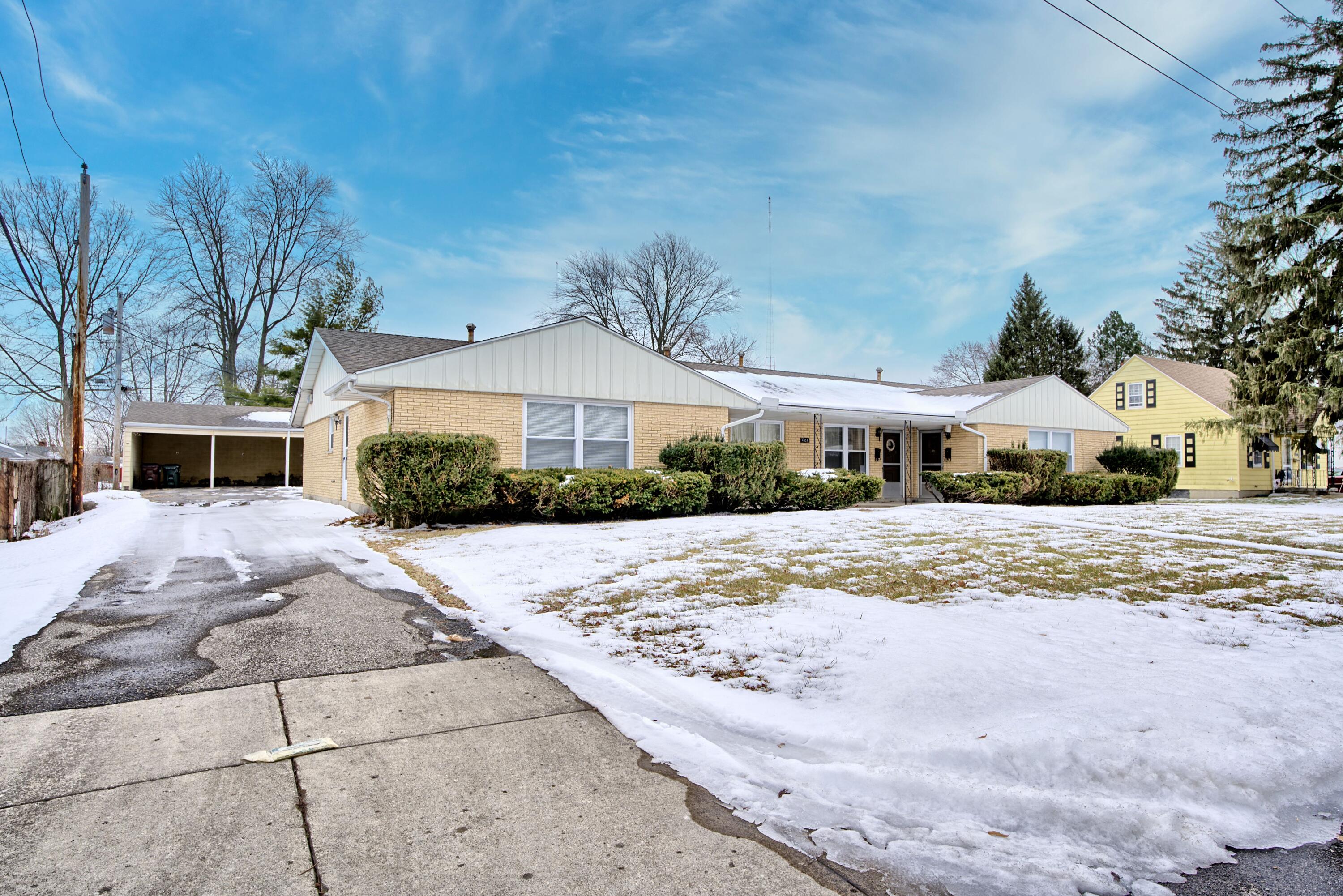 4352 Sunray Road Dayton, OH 45429 - Photo 3 of 27