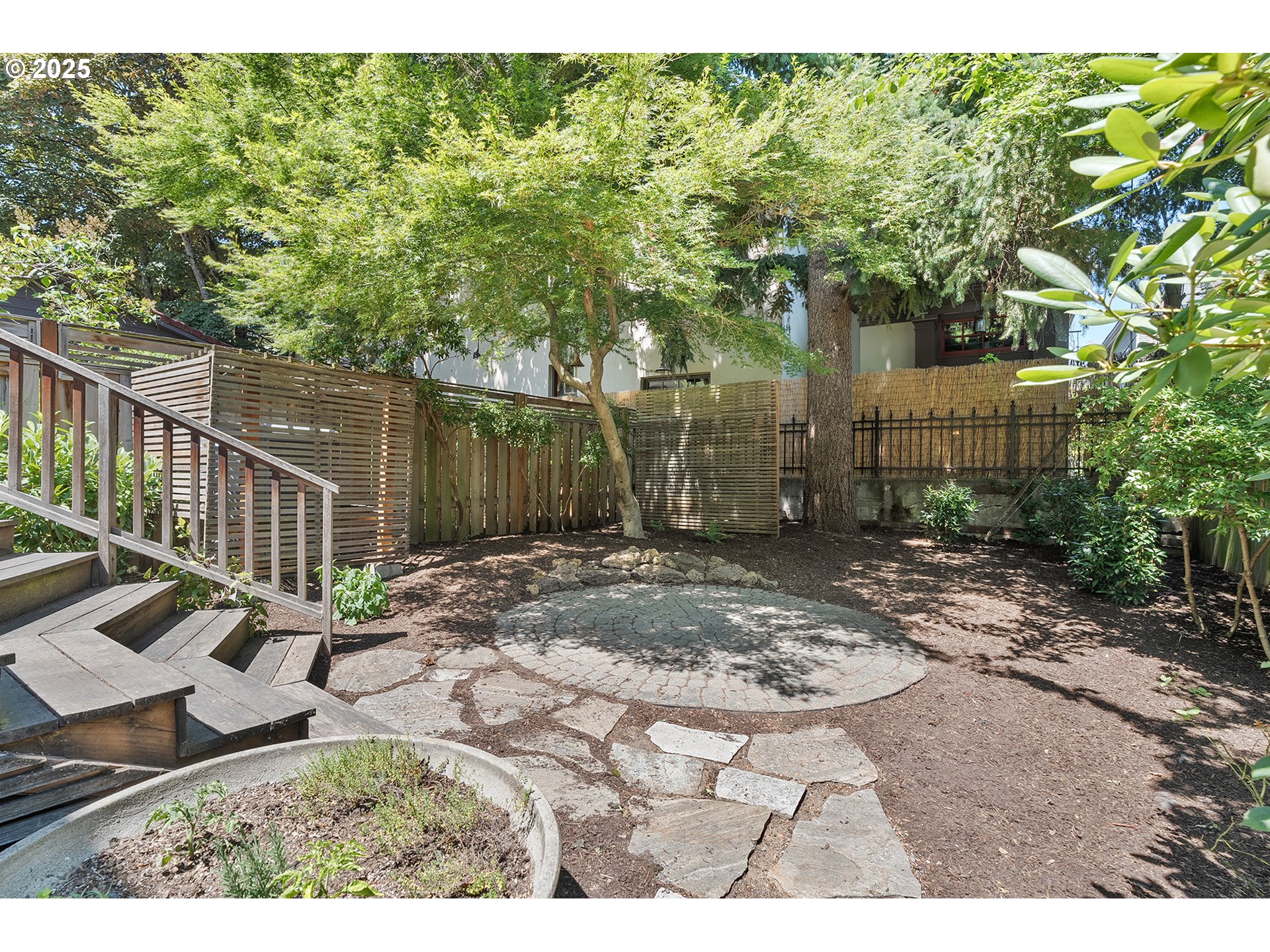 2373 Northwest Johnson Street Portland, OR 97210 - Photo 43 of 48