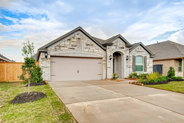$2,500 | 1110 Vidalia Onion Drive, Richmond, TX 77406