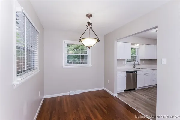 $1,995 | 1717 Birchbark Lane, Jeffersonville, IN 47130