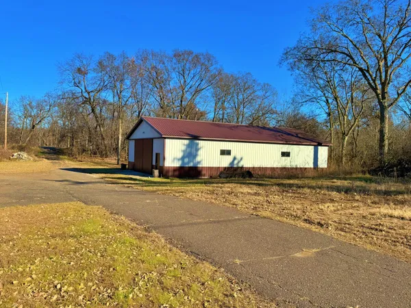 $500,000 | 33243 Highway 18, Aitkin, MN 56431