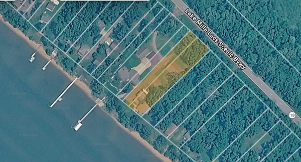 $500,000 | 33243 Highway 18, Aitkin, MN 56431