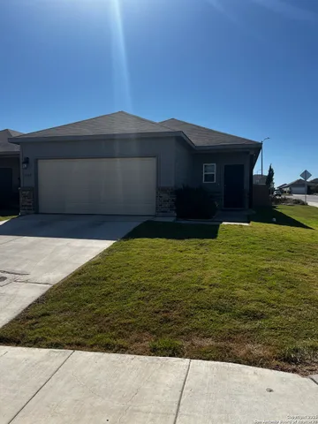 $1,795 | 7602 Alameda Beach, Converse, TX 78109