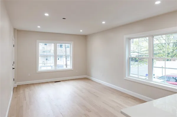 $739,000 | 35 Mt Pleasant Avenue, Providence, RI 02908