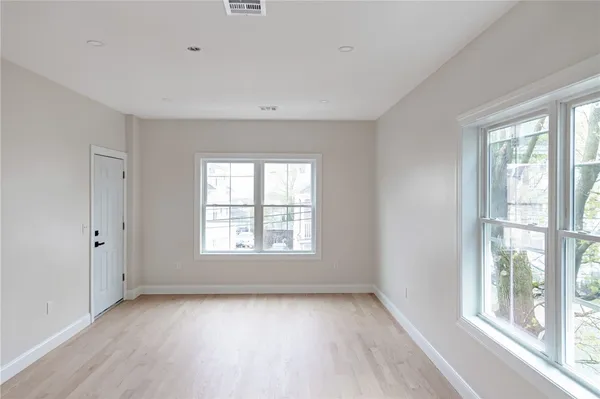 $739,000 | 35 Mt Pleasant Avenue, Providence, RI 02908