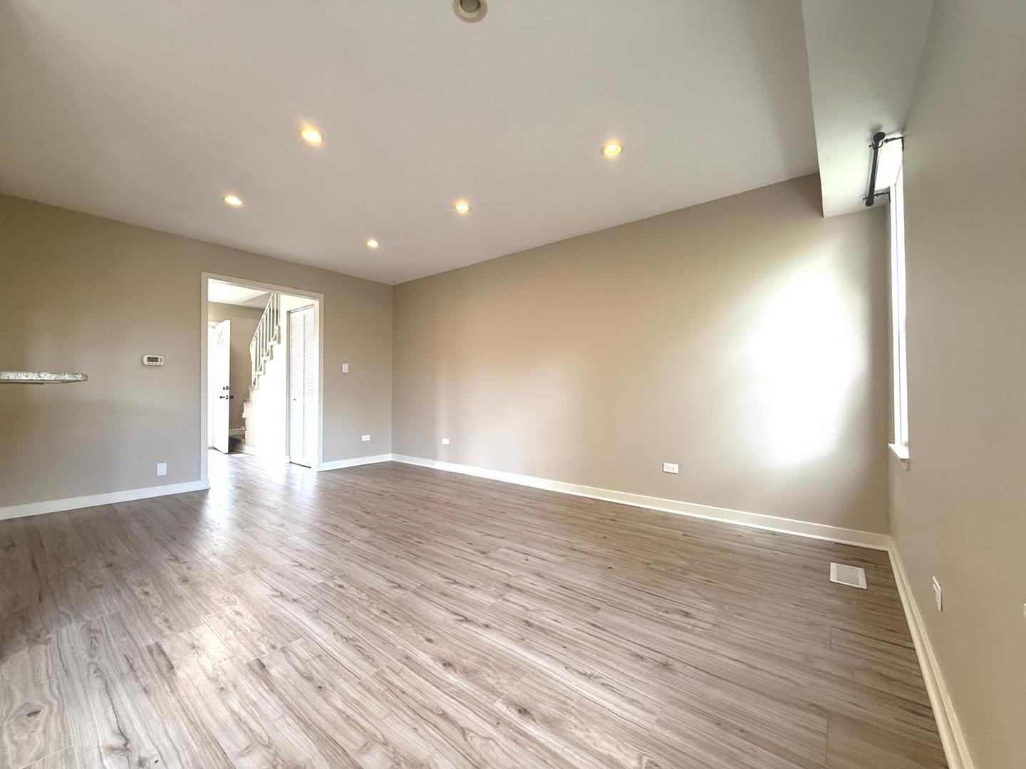 750 Roosevelt Road, Unit 750 Hanover Park, IL 60133 - Photo 2 of 12