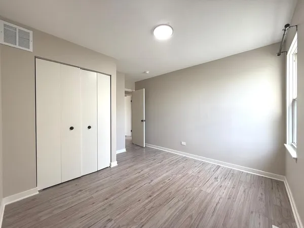 $2,500 | 750 Roosevelt Road, Unit 750, Hanover Park, IL 60133