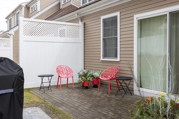 $645,000 | 70 Endicott Street, Unit 305, Norwood, MA 02062
