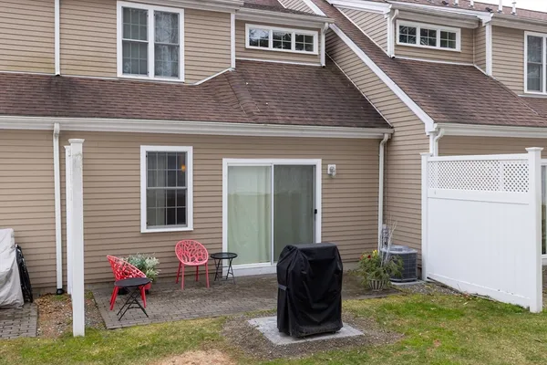 $645,000 | 70 Endicott Street, Unit 305, Norwood, MA 02062