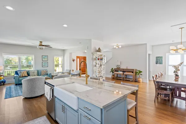 $1,395,000 | 600 West Mechanic Street, New Buffalo, MI 49117