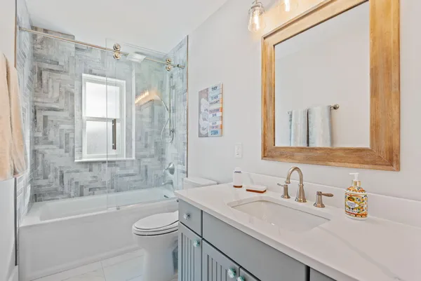$1,395,000 | 600 West Mechanic Street, New Buffalo, MI 49117
