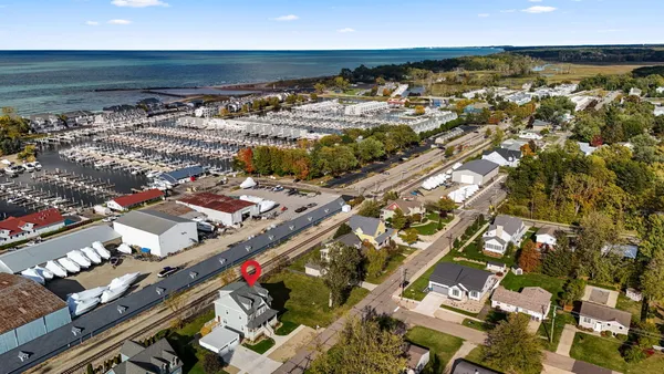 $1,395,000 | 600 West Mechanic Street, New Buffalo, MI 49117