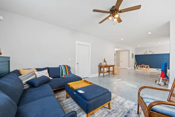 $1,395,000 | 600 West Mechanic Street, New Buffalo, MI 49117