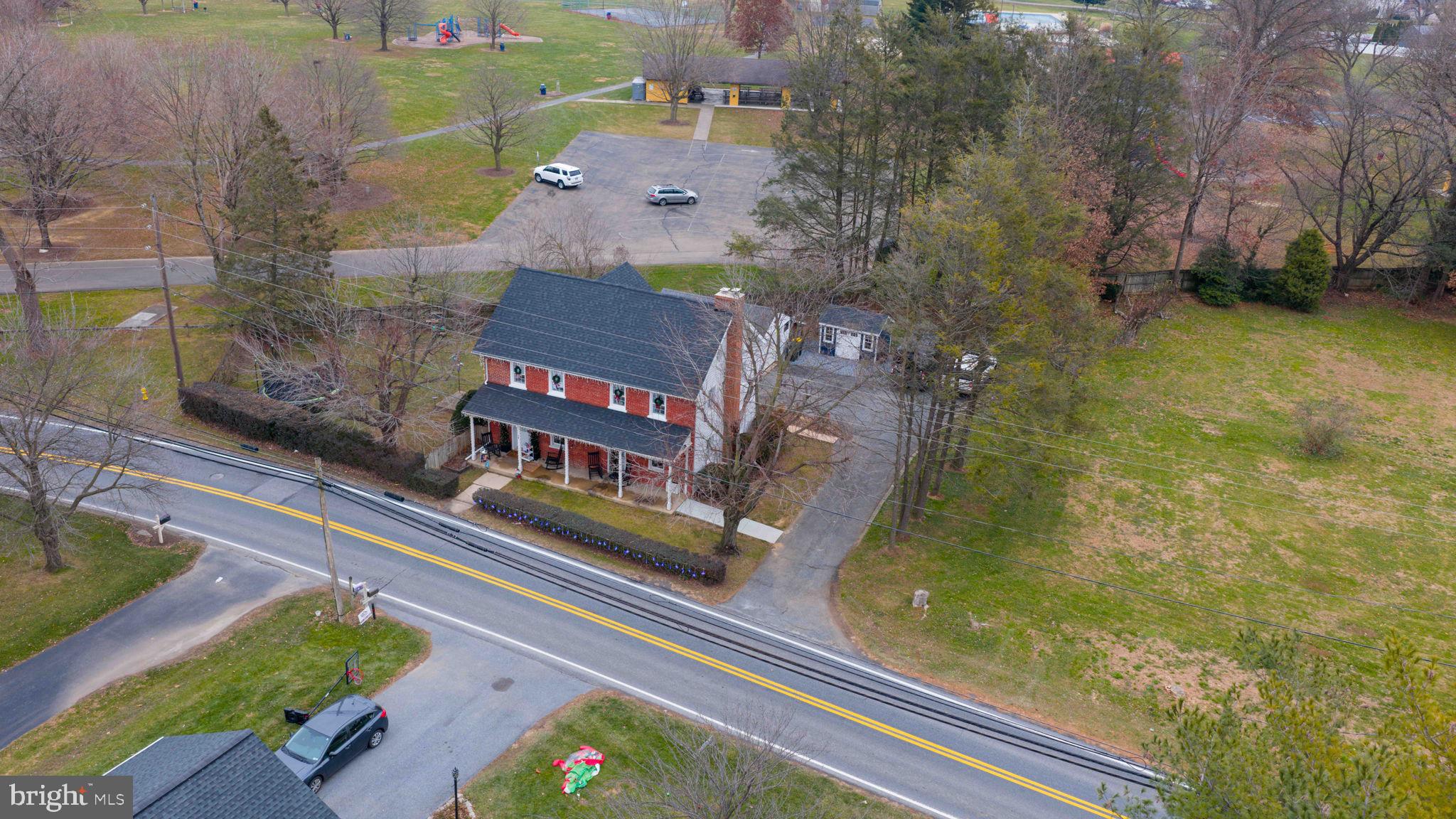 39 North Maple Avenue Leola, PA 17540 - Photo 42 of 44 an aerial view of a house with a swimming pool