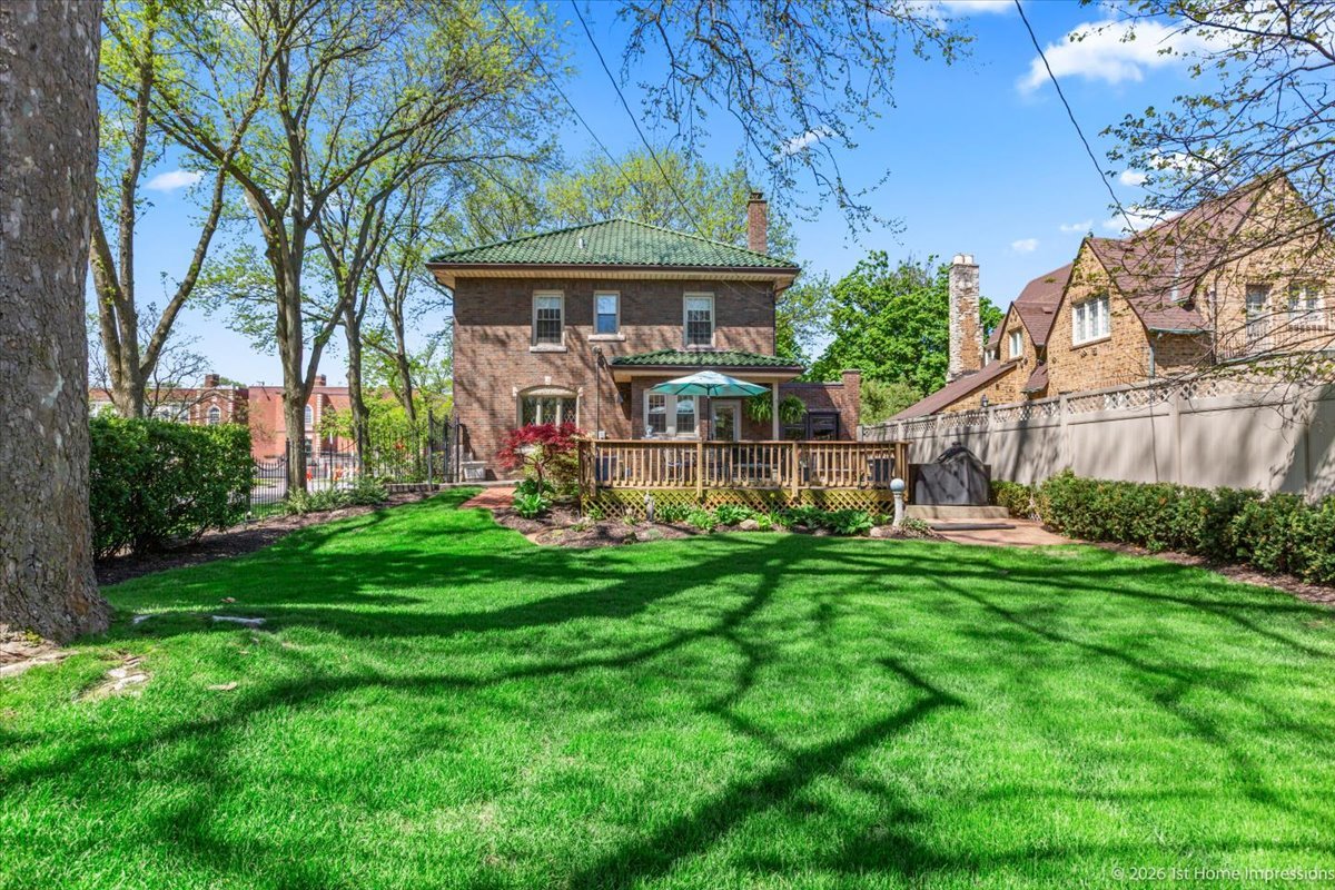 9955 South Hamilton Avenue Chicago, IL 60643 - Photo 31 of 31 a front view of a house with garden