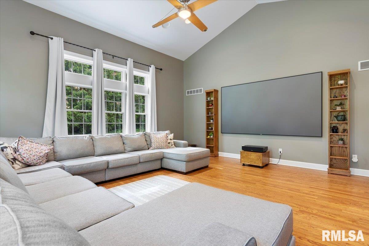 1800 Cherry Road Springfield, IL 62704 - Photo 26 of 72
