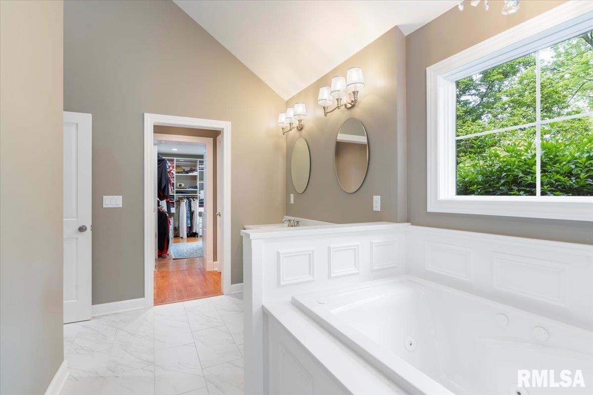 1800 Cherry Road Springfield, IL 62704 - Photo 40 of 72