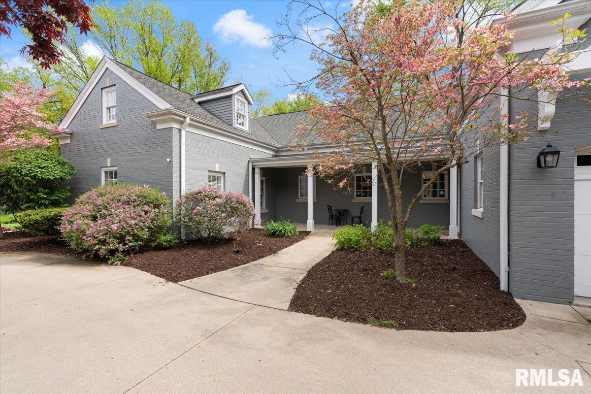 1800 Cherry Road Springfield, IL 62704 - Photo 9 of 72