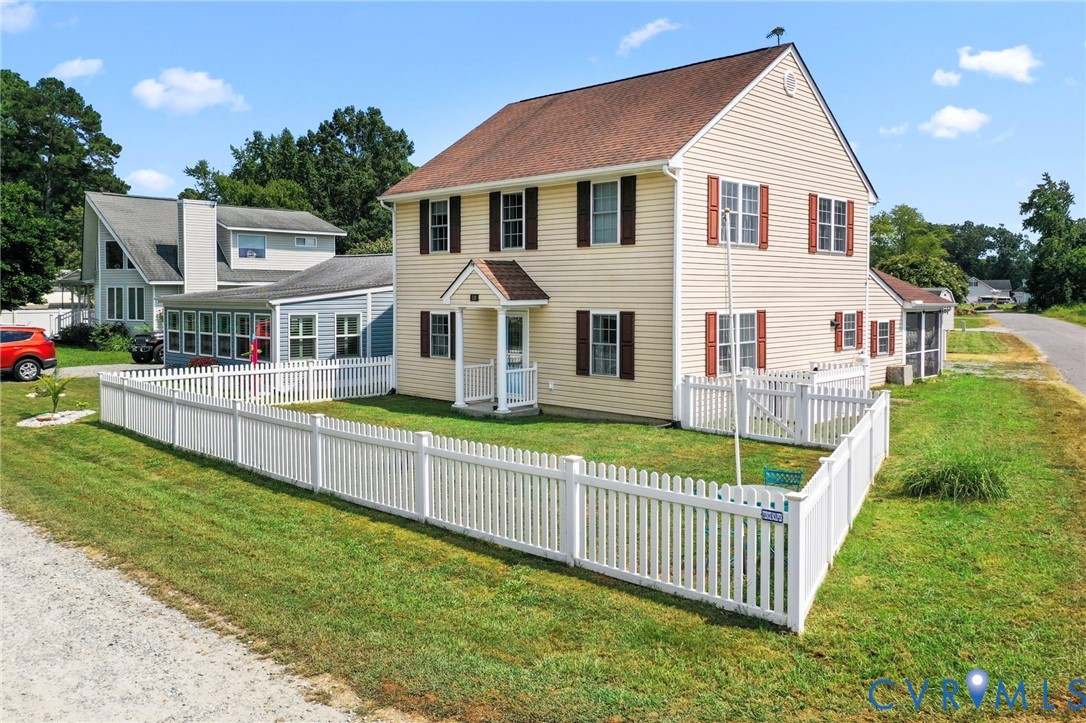 110 Hampton Road Dunnsville, VA 22454 - Photo 30 of 40